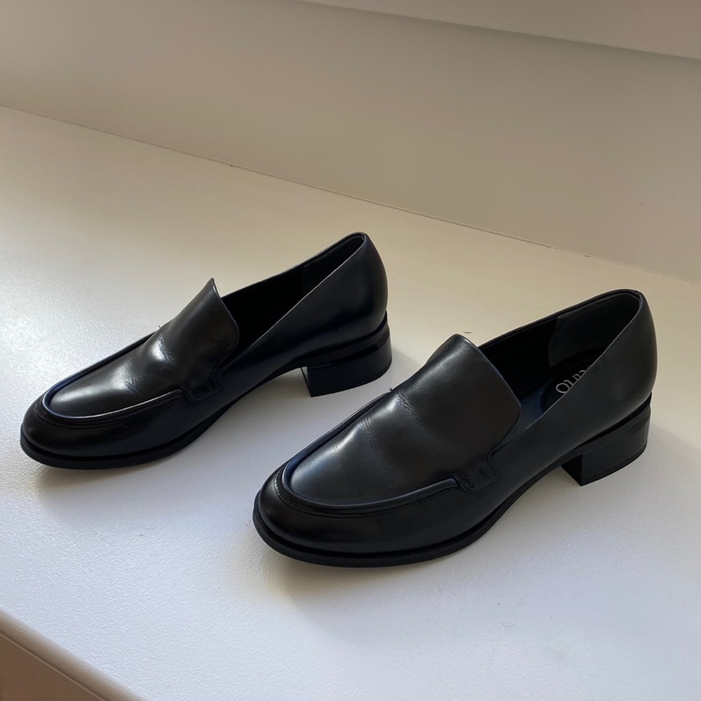 Franco Sarto Black Leather Loafer Size 7.5